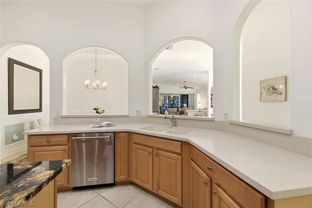 1822 Tarpon Bay Drive S Naples FL 34119