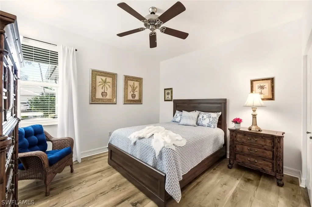 1822 Tarpon Bay Drive S Naples FL 34119