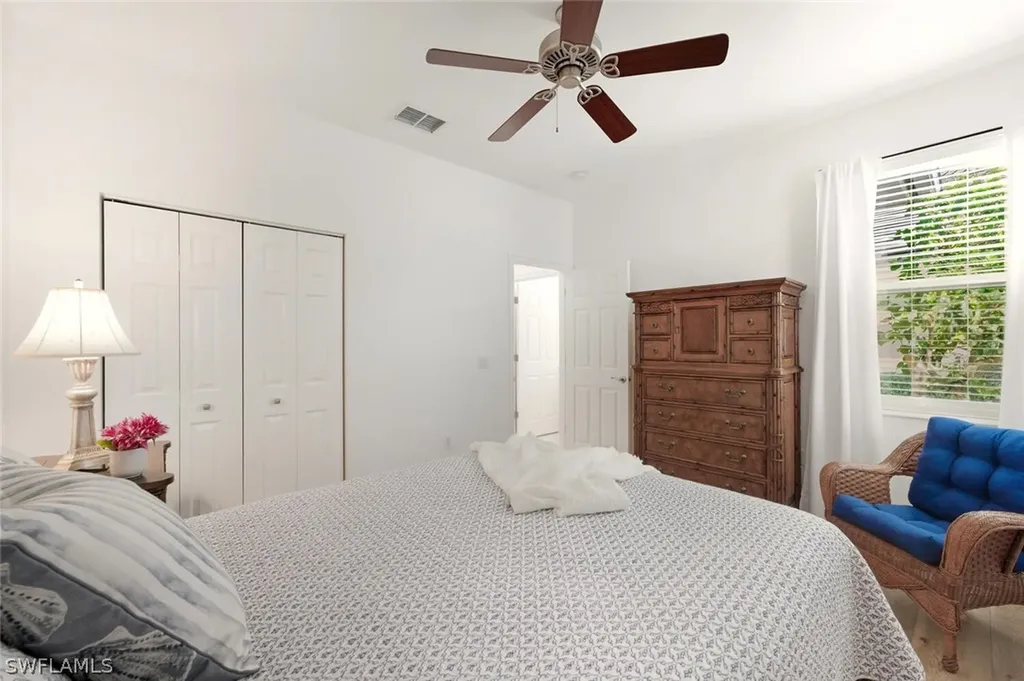 1822 Tarpon Bay Drive S Naples FL 34119