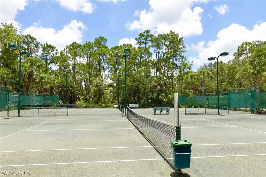 1822 Tarpon Bay Drive S Naples FL 34119