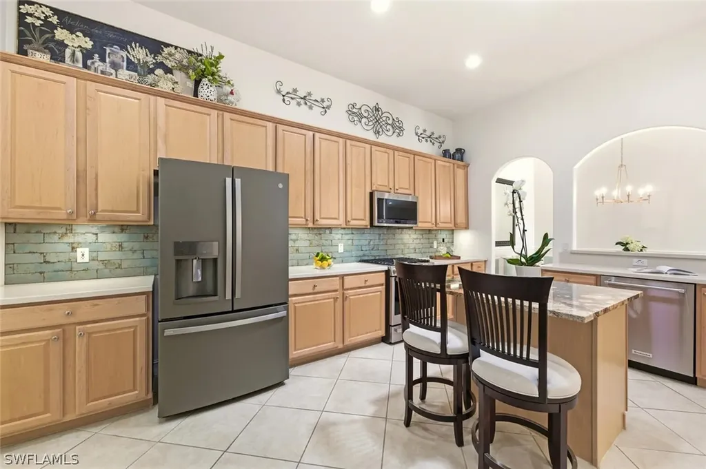 1822 Tarpon Bay Drive S Naples FL 34119
