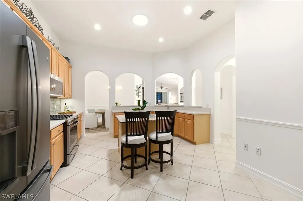 1822 Tarpon Bay Drive S Naples FL 34119