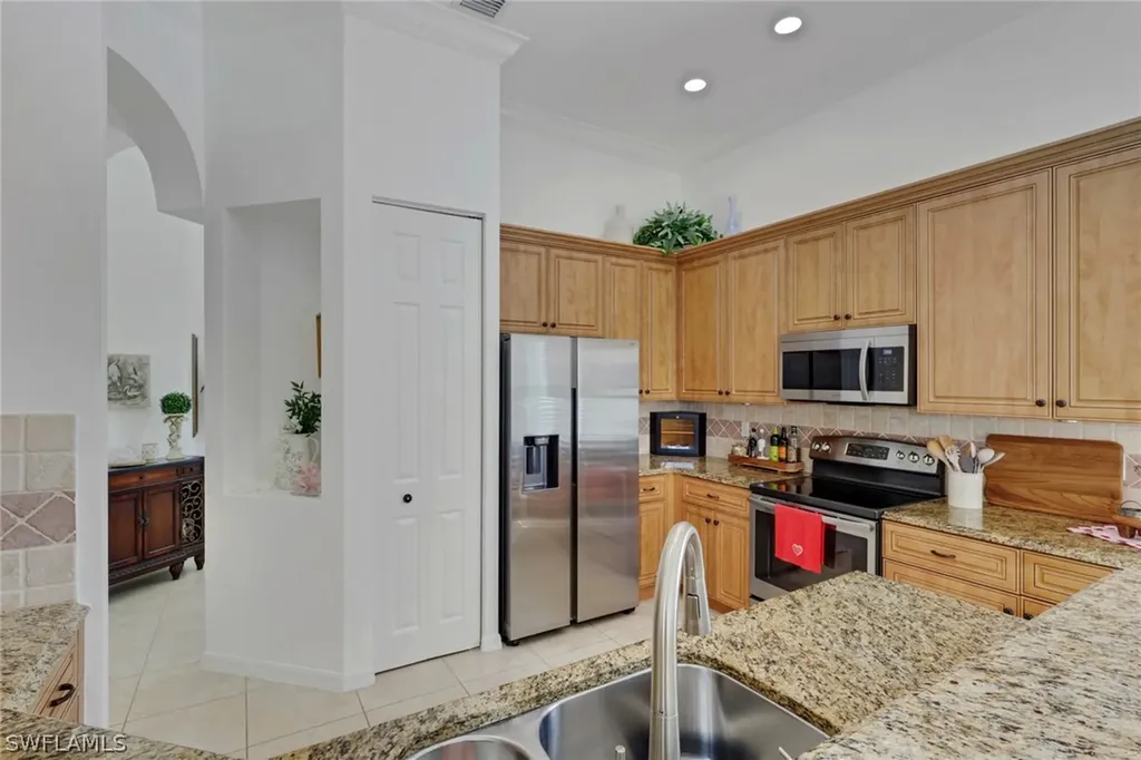 20515 Foxworth Circle Estero FL 33928