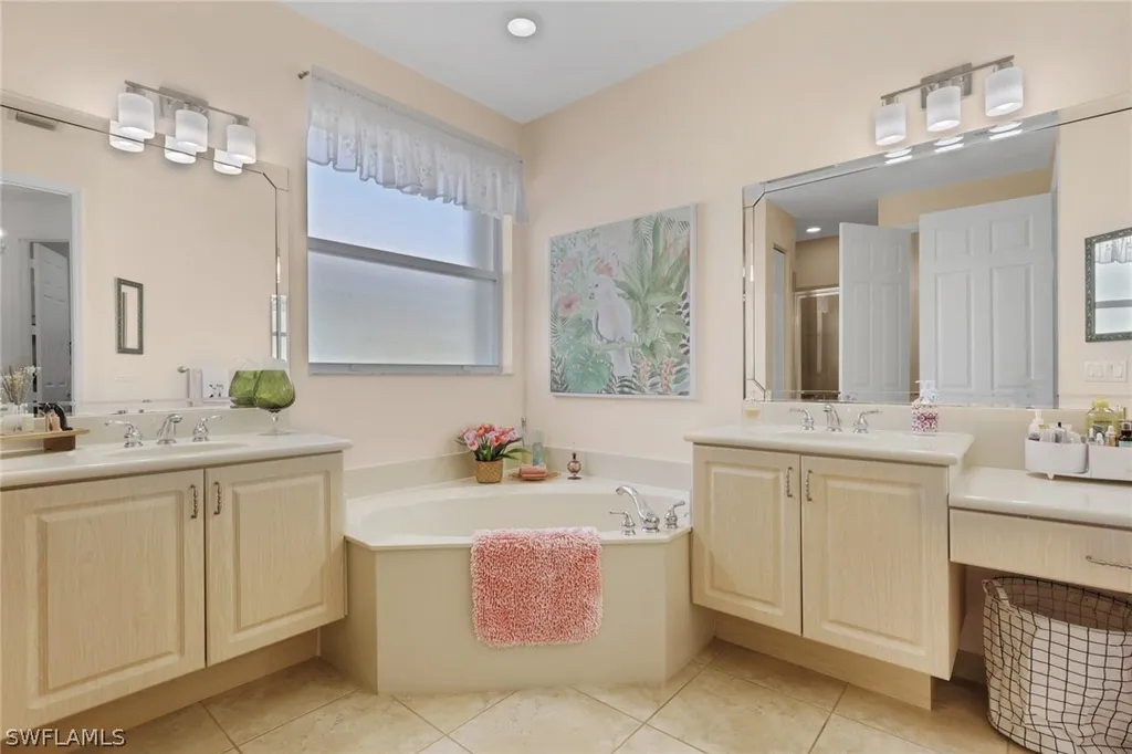 20515 Foxworth Circle Estero FL 33928