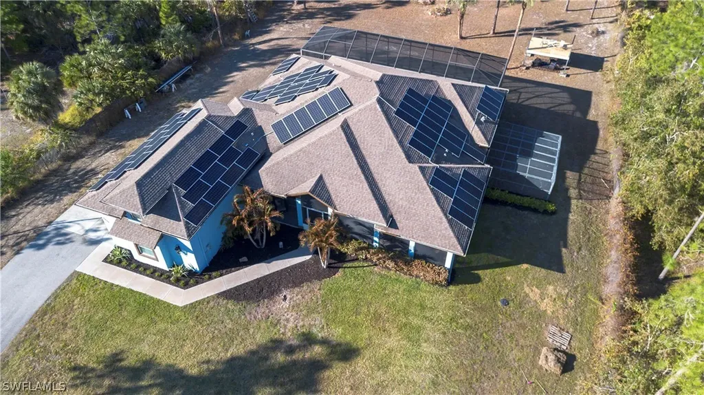 2935 2nd Avenue NE Naples FL 34120