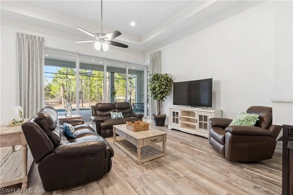 2935 2nd Avenue NE Naples FL 34120