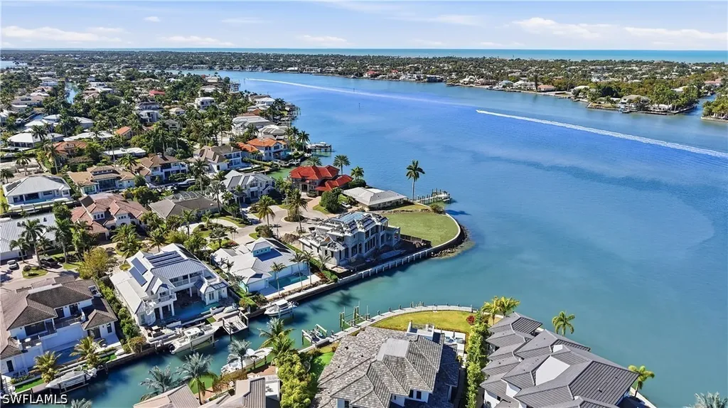 1305 Marlin Drive Naples FL 34102
