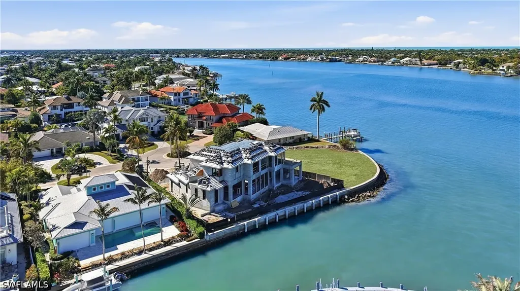 1305 Marlin Drive Naples FL 34102