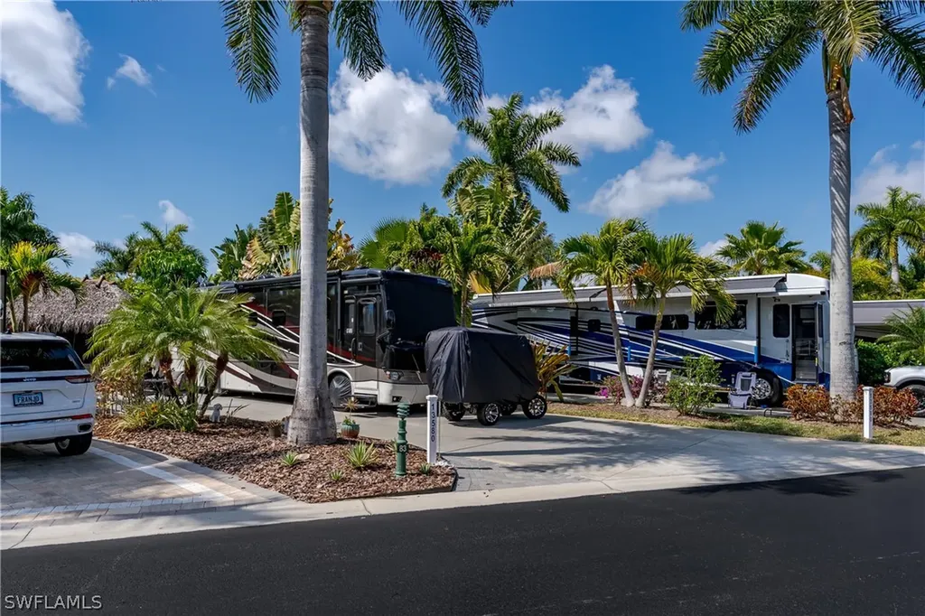 13580 Snook Circle Naples FL 34114
