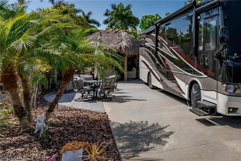 13580 Snook Circle Naples FL 34114