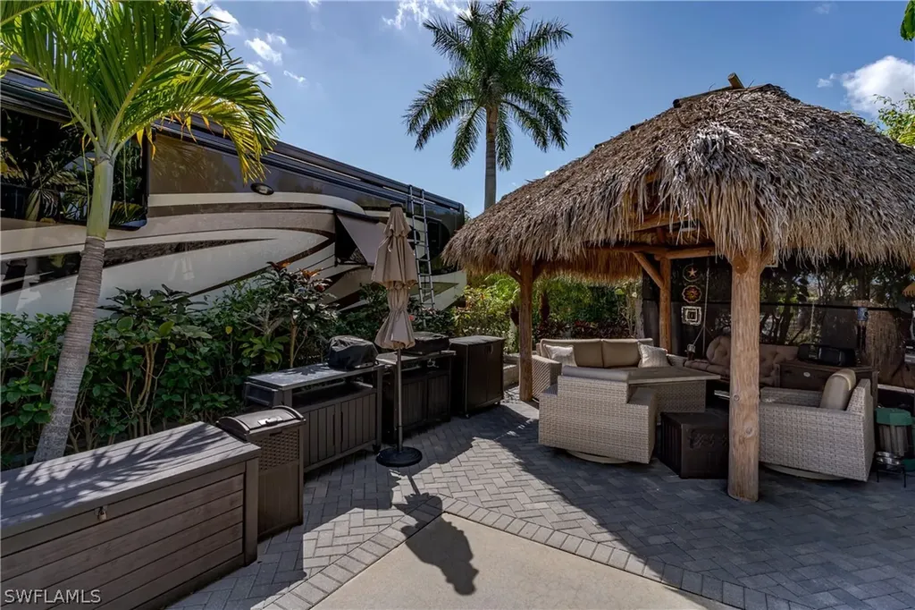 13580 Snook Circle Naples FL 34114