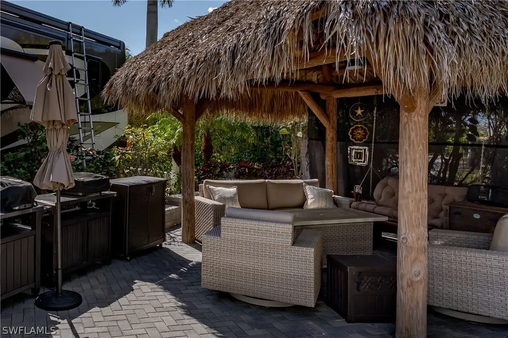 13580 Snook Circle Naples FL 34114