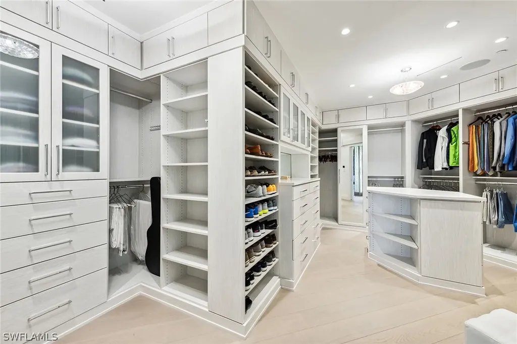 13665 Vanderbilt Drive Naples FL 34110