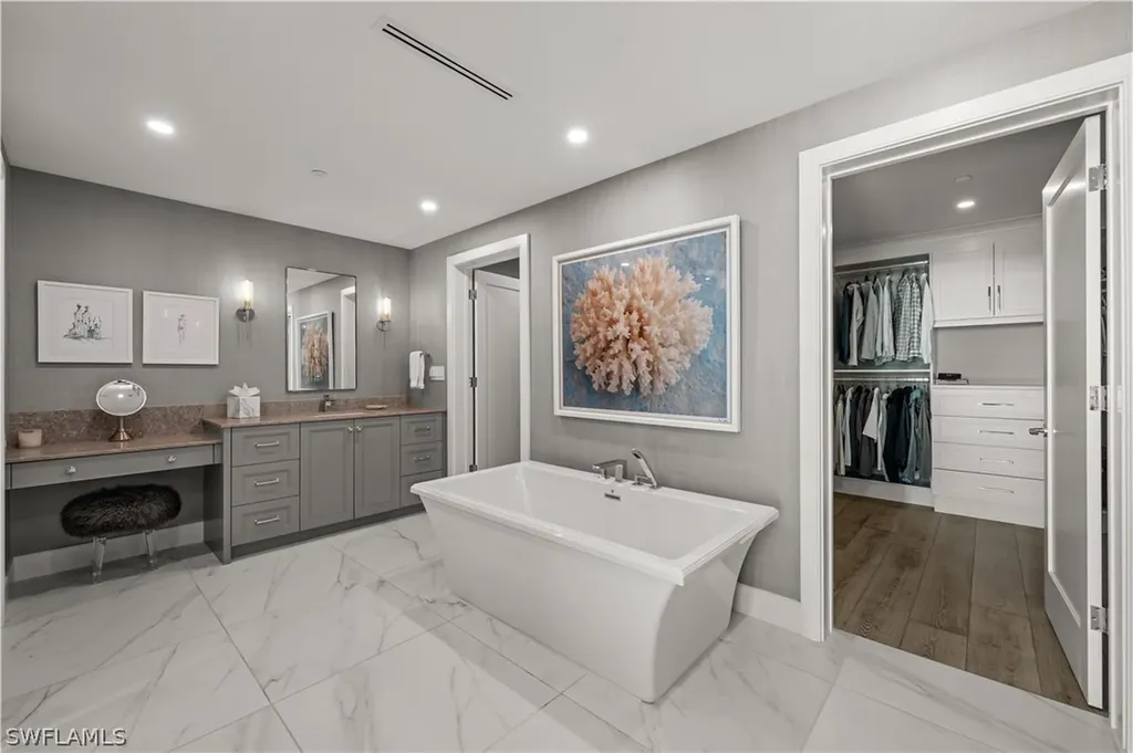 13925 Old Coast Road Naples FL 34110