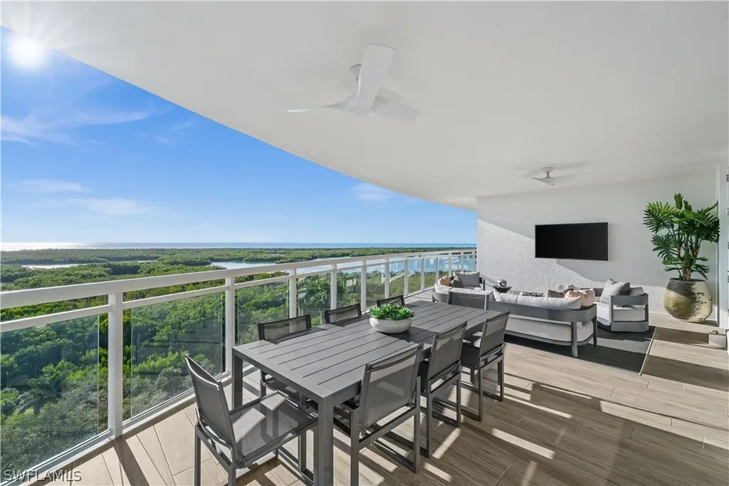 13925 Old Coast Road Naples FL 34110