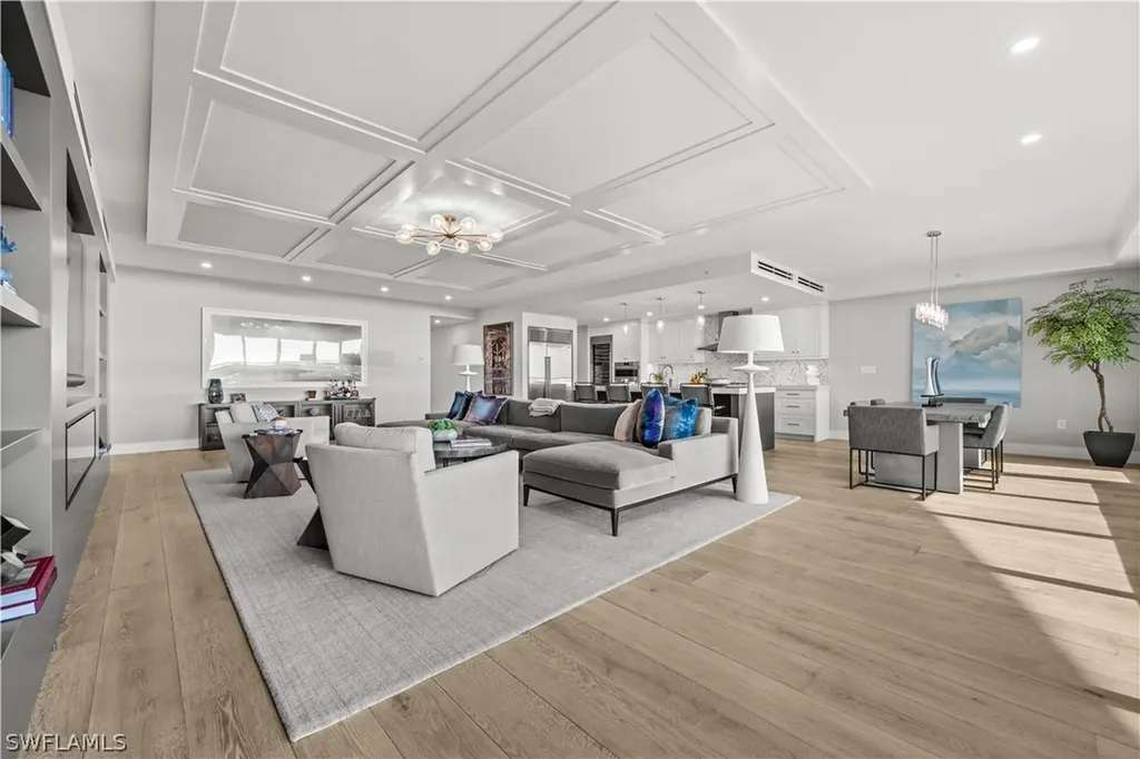 13925 Old Coast Road Naples FL 34110