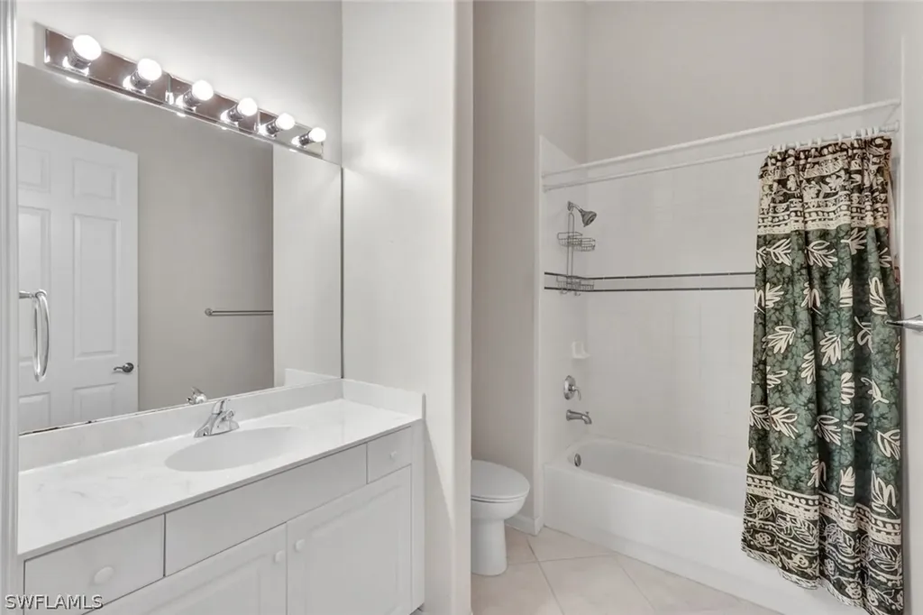 12646 Hunters Lakes Court Bonita Springs FL 34135