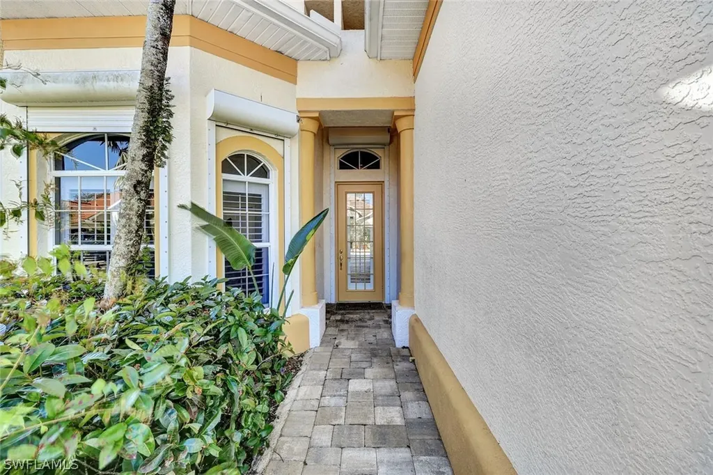 12646 Hunters Lakes Court Bonita Springs FL 34135