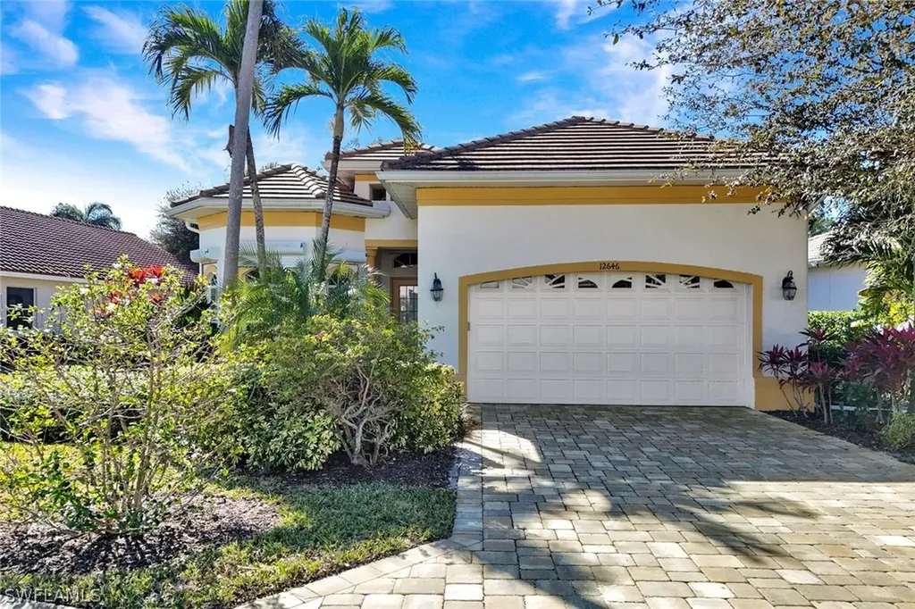 12646 Hunters Lakes Court Bonita Springs FL 34135