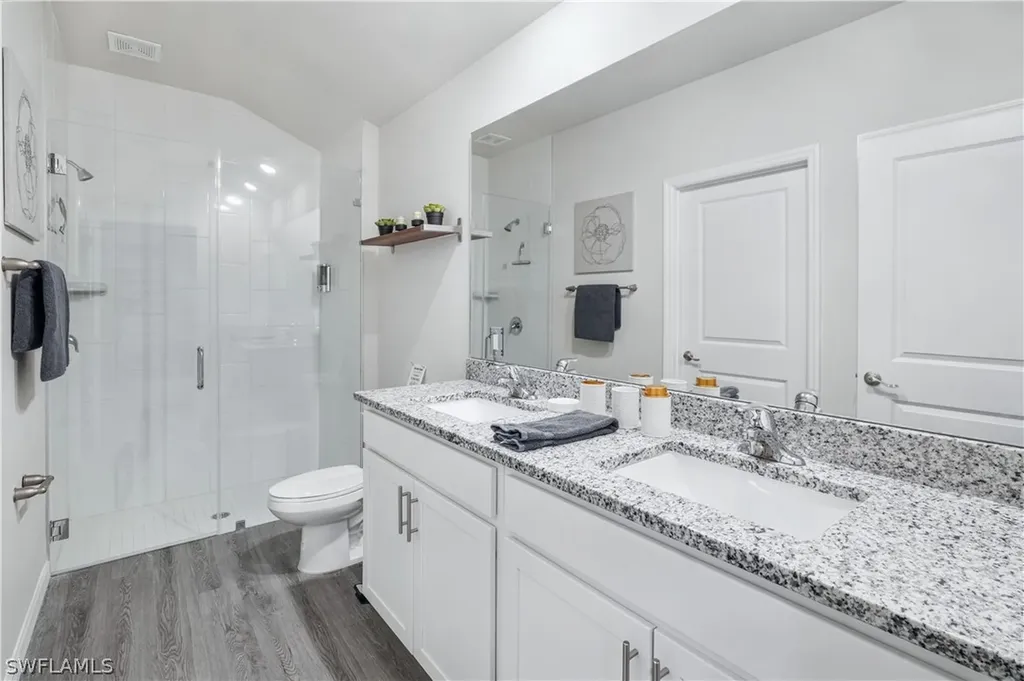 2620 NE 5 Avenue Cape Coral FL 33909