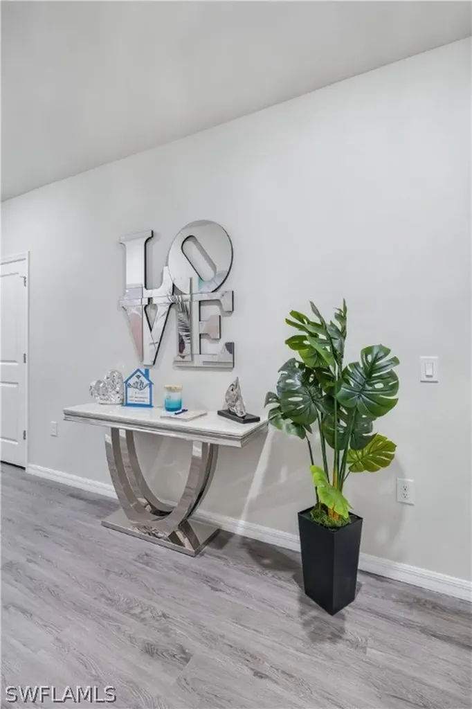 2620 NE 5 Avenue Cape Coral FL 33909