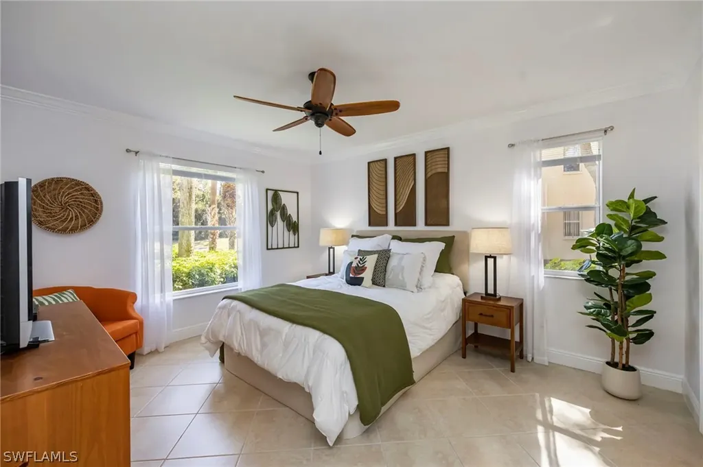 177 Robin Hood Circle Naples FL 34104