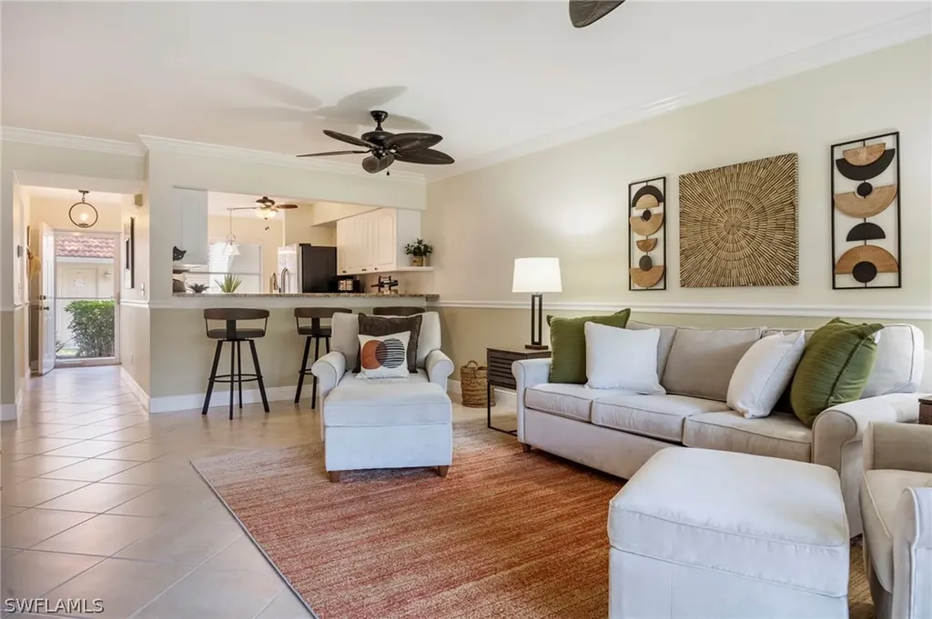 177 Robin Hood Circle Naples FL 34104