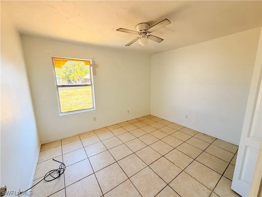 419 NE 16th Place Cape Coral FL 33909