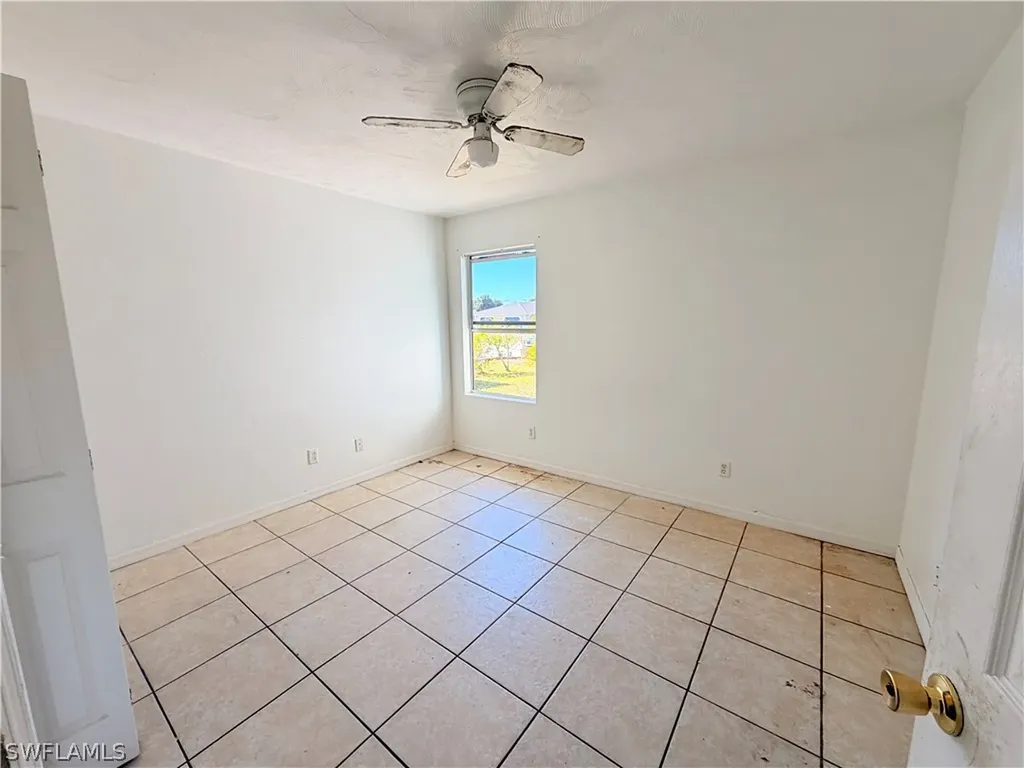 419 NE 16th Place Cape Coral FL 33909