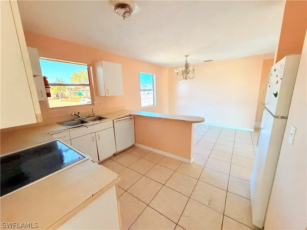 419 NE 16th Place Cape Coral FL 33909