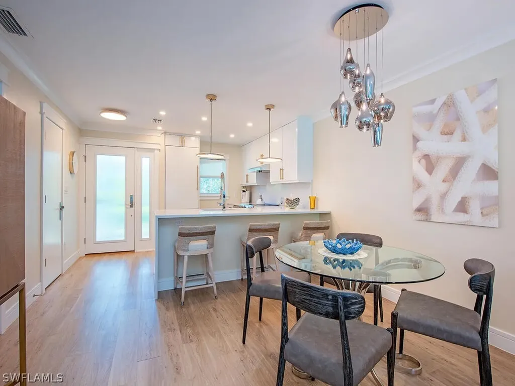 536 2nd Street S Naples FL 34102