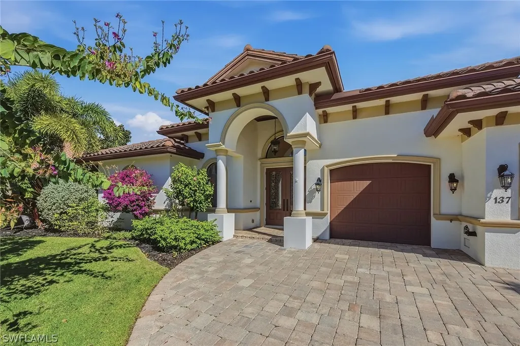 137 Hollyhock Court Marco Island FL 34145