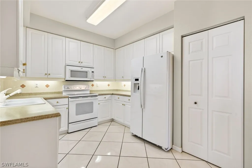 2670 Creek Lane Naples FL 34119