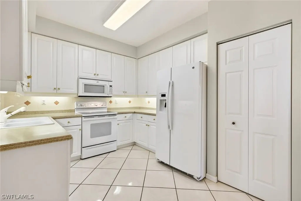 2670 Creek Lane Naples FL 34119