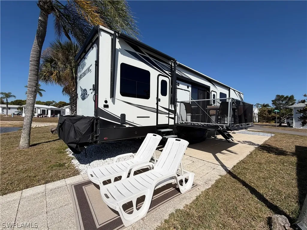 20090 Ponce De Leon Drive Estero FL 33928