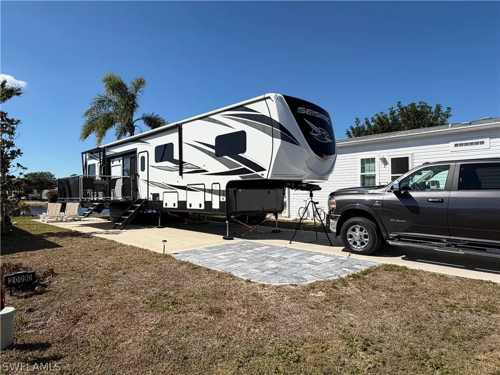 20090 Ponce De Leon Drive Estero FL 33928