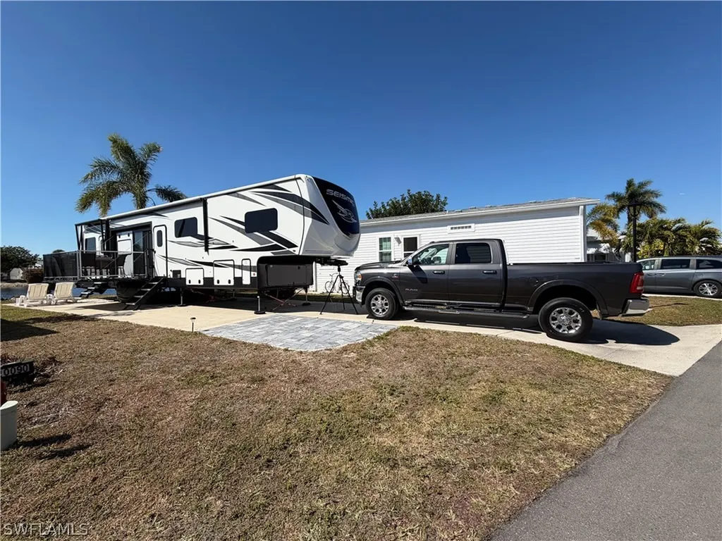 20090 Ponce De Leon Drive Estero FL 33928