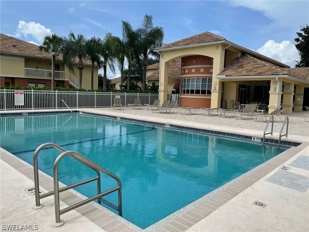 6321 Aragon Way Fort Myers FL 33966