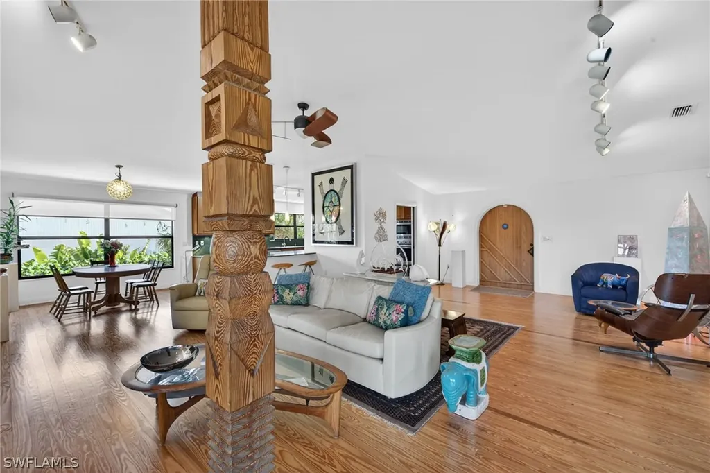 13290 Electron Drive Fort Myers FL 33908