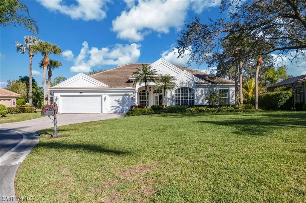 637 Shoreline Drive Naples FL 34119