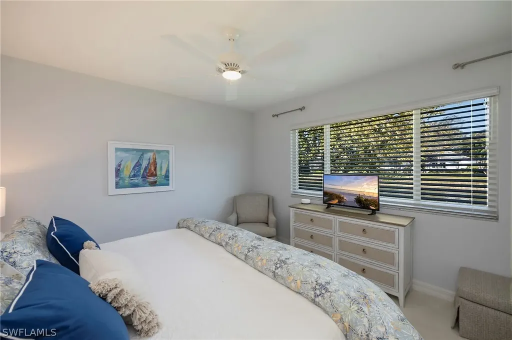 637 Shoreline Drive Naples FL 34119