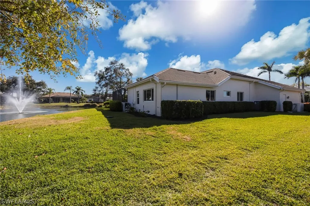 637 Shoreline Drive Naples FL 34119