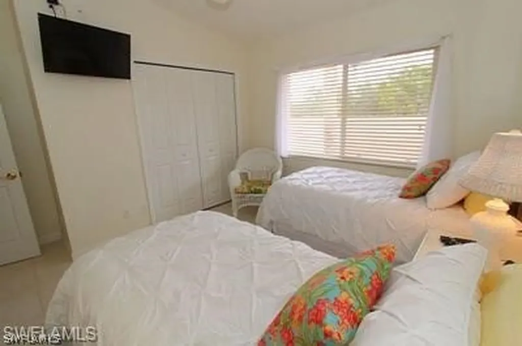 6650 Beach Resort Drive Naples FL 34114