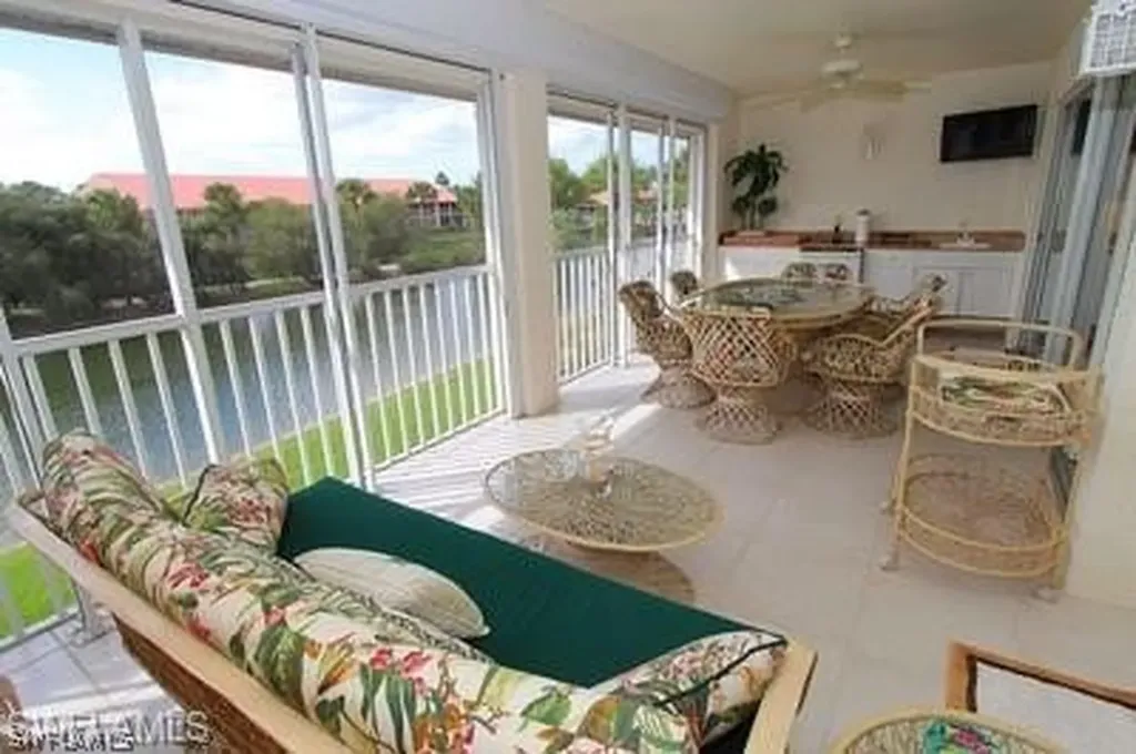 6650 Beach Resort Drive Naples FL 34114