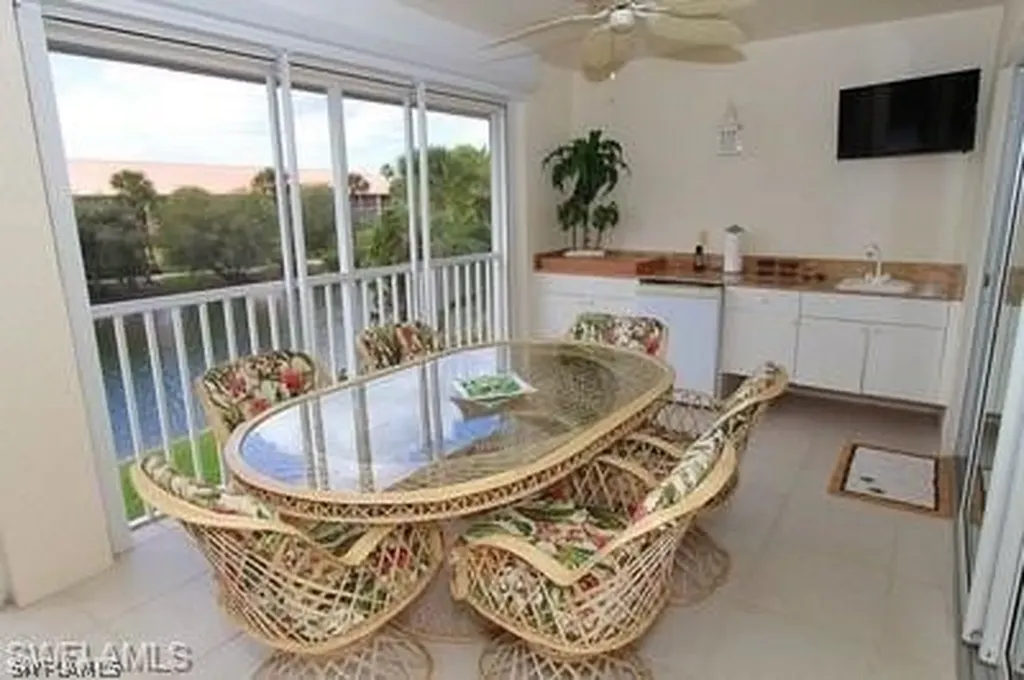 6650 Beach Resort Drive Naples FL 34114