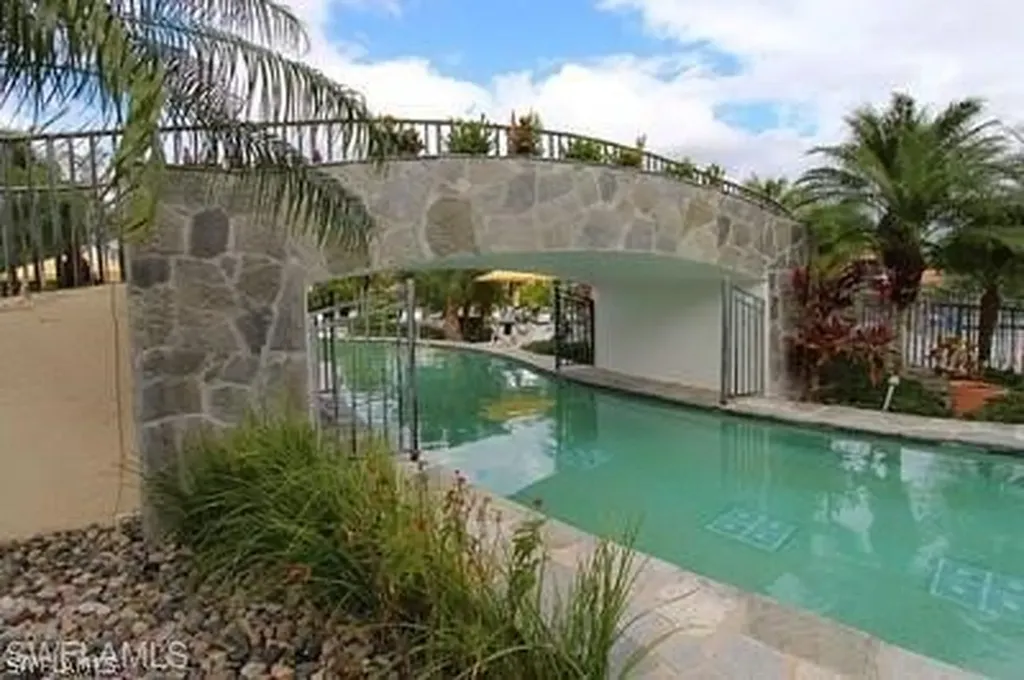6650 Beach Resort Drive Naples FL 34114