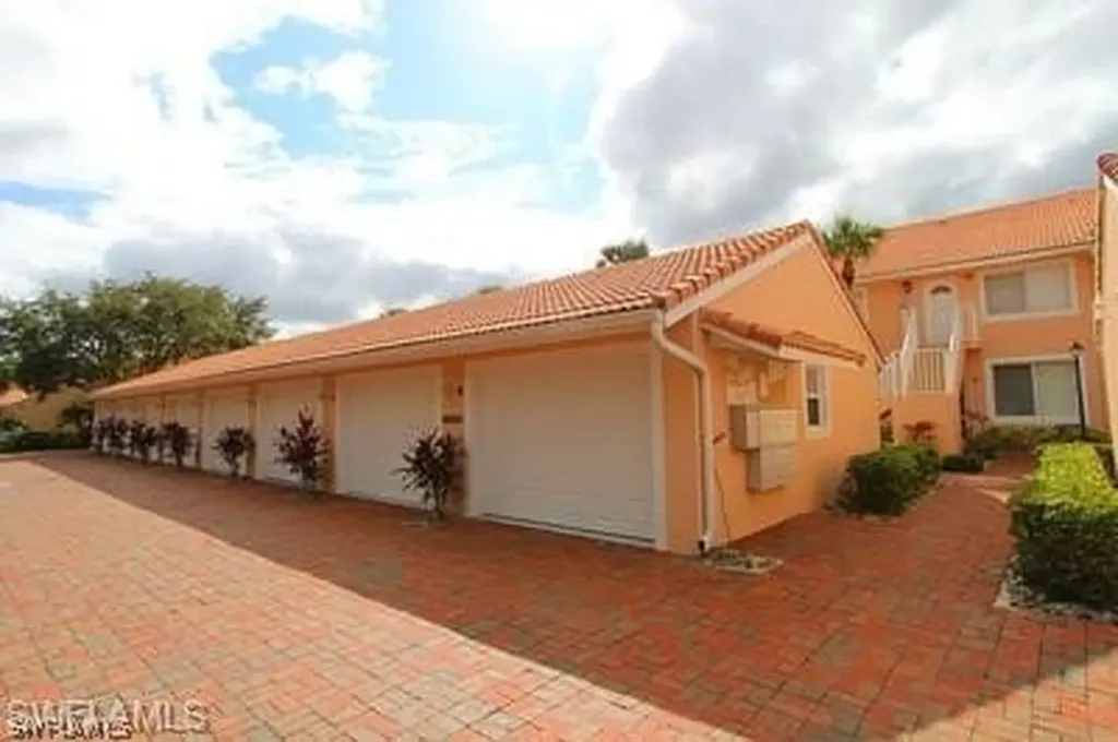 6650 Beach Resort Drive Naples FL 34114