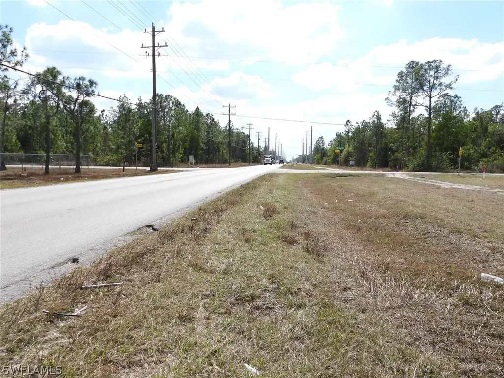 50XX Everglades Boulevard N Naples FL 34120