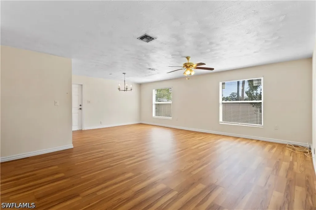 579 13th Street N Naples FL 34102