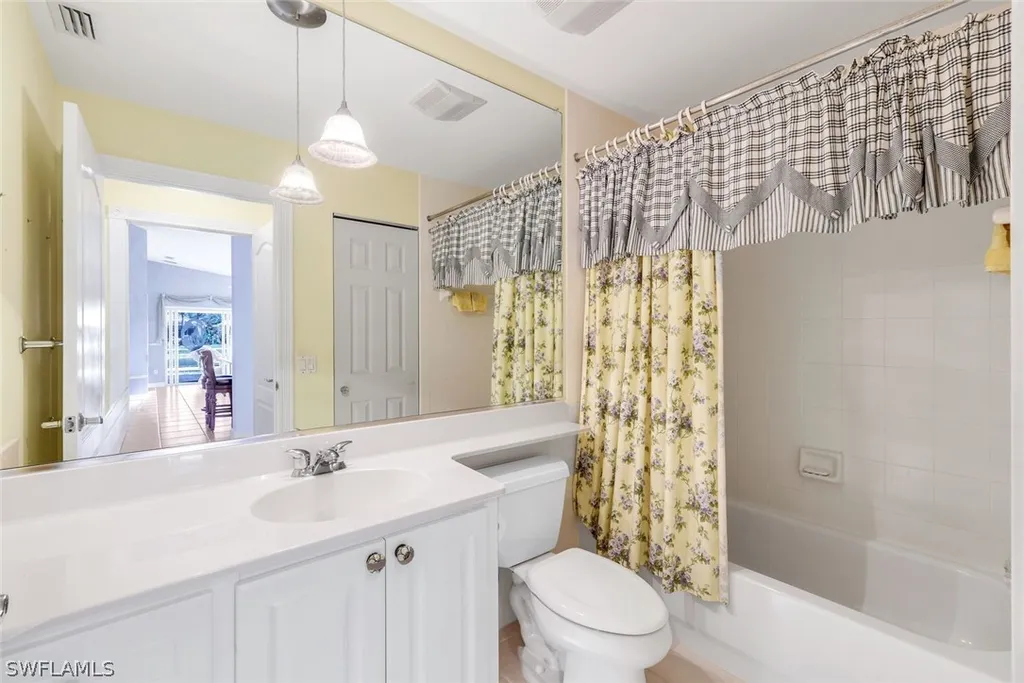 3025 Futuna Lane Naples FL 34119